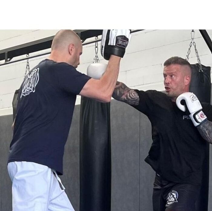 LOOK & FEEL YOUR BEST WITH OUR CHESTER KICKBOXING CLASSES!